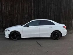 Weiß Gebraucht 2021 Mercedes A200 Limousine | 27.400 € (Etwas zu teuer)