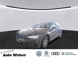 Grau Gebraucht 2022 VW Passat Business Limousine | 22.450 € (Fairer Preis)