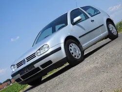 Silber Gebraucht 1999 VW Golf IV Limousine | 7.499 €