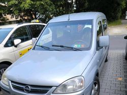 Silber Gebraucht 2006 Opel Combo Van / Kleinbus | 1.500 € (Teuer)