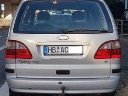 Silber Gebraucht 2002 Ford Galaxy Ambiente Van / Kleinbus | 1.200 € (Fairer Preis)