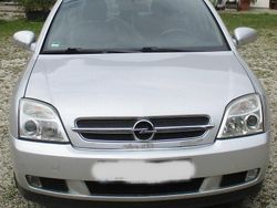 Silber Gebraucht 2003 Opel Vectra Limousine | 2.900 € (Teuer)