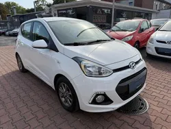 Weiß Gebraucht 2014 Hyundai i10 Edition Kleinwagen | 5.990 € (Fairer Preis)