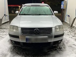 Silber Gebraucht 2002 VW Passat Limousine | 1.000 € (Superpreis)