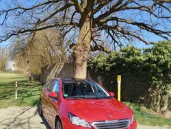 Rot Gebraucht 2016 Peugeot 308 Style Kombi | 9.000 € (Fairer Preis)