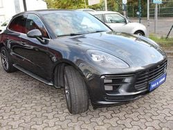 Grau Gebraucht 2021 Porsche Macan Turbo SUV | 69.490 € (Guter Preis)