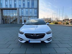 Weiß Gebraucht 2018 Opel Insignia Kombi | 11.299 € (Fairer Preis)
