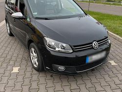 Schwarz Gebraucht 2014 VW Touran Van / Kleinbus | 4.300 € (Superpreis)