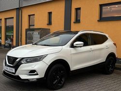 Weiß Gebraucht 2017 Nissan Qashqai 360º SUV | 12.980 € (Fairer Preis)
