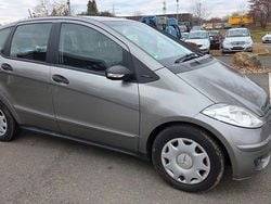 Grau Gebraucht 2005 Mercedes A150 Limousine | 3.690 € (Guter Preis)