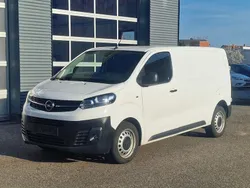 Jade weiss/arktis weiss Gebraucht 2021 Opel Vivaro Edition Van | 21.998 € (Fairer Preis)