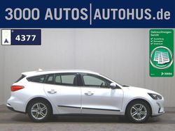 Weiss Gebraucht 2020 Ford Focus Cool & Connect Kombi | 10.980 € (Superpreis)