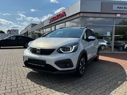 Premium sunlight white Gebraucht 2021 Honda Jazz Executive Kleinwagen | 19.990 € (Fairer Preis)