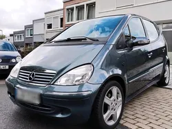 Grün Gebraucht 2004 Mercedes A200 Elegance Limousine | 800 € (Fairer Preis)