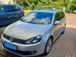 Silber Gebraucht 2011 VW Golf VI Highline Kombi | 9.399 € (Etwas zu teuer)