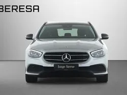 Silber Gebraucht 2022 Mercedes E200 Avantgarde Kombi | 39.980 € (Etwas zu teuer)