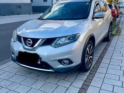 Silber Gebraucht 2016 Nissan X-Trail Tekna SUV | 11.750 € (Fairer Preis)