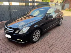Schwarz Gebraucht 2010 Mercedes E220 Coupé | 8.500 € (Fairer Preis)
