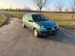 Gebraucht 2003 Renault Clio II Kleinwagen | 3.500 € (Etwas zu teuer)
