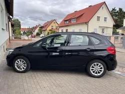 Schwarz Gebraucht 2017 BMW 220 Active Tourer Advantage Van / Kleinbus | 13.200 € (Guter Preis)