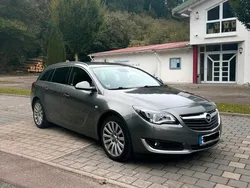 Grau Gebraucht 2016 Opel Insignia Kombi | 9.000 € (Fairer Preis)
