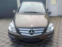 Braun Gebraucht 2009 Mercedes 170 Kombi | 5.000 €