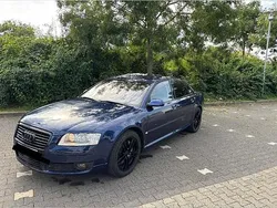 Blau Gebraucht 2005 Audi A8 Limousine | 7.900 € (Etwas zu teuer)