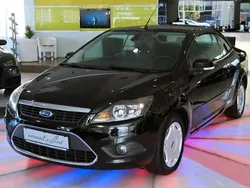 Neroschwarz Gebraucht 2010 Ford Focus Cabriolet Titanium Cabrio | 5.950 € (Fairer Preis)