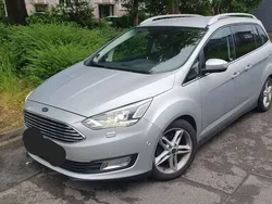 Silber Gebraucht 2018 Ford Grand C-Max Van / Kleinbus | 14.999 € (Fairer Preis)