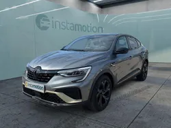 Grau Gebraucht 2023 Renault Arkana SUV | 27.199 € (Fairer Preis)