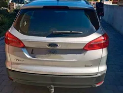 Silber Gebraucht 2016 Ford Focus Titanium Kombi | 6.525 € (Superpreis)