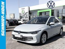 Blau Gebraucht 2024 VW Golf VIII S Limousine | 27.750 € (Teuer)