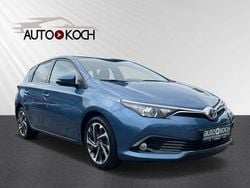 Blau Gebraucht 2015 Toyota Auris Hybrid Design Kleinwagen | 12.790 € (Guter Preis)