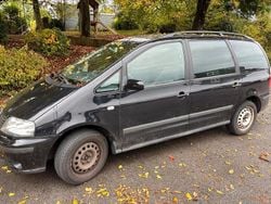 Schwarz Gebraucht 2009 Seat Alhambra Van / Kleinbus | 1.900 €