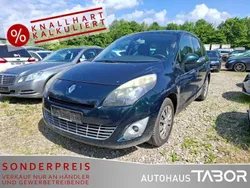 Grün "vetivier" Gebraucht 2010 Renault Grand Scénic III Van / Kleinbus | 3.685 € (Fairer Preis)