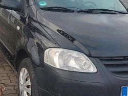 Schwarz Gebraucht 2008 VW Fox Kleinwagen | 1.650 €
