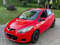 Rot Gebraucht 2010 Mazda 2 Limousine | 1.450 € (Superpreis)
