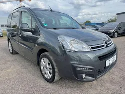 Grau Gebraucht 2016 Citroën Berlingo Shine Van / Kleinbus | 8.500 € (Fairer Preis)