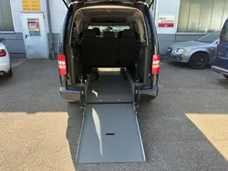 Blau Gebraucht 2015 VW Caddy Maxi Comfortline Van / Kleinbus | 24.800 €