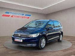 Blau Gebraucht 2022 VW Touran Comfortline Van / Kleinbus | 24.300 € (Guter Preis)