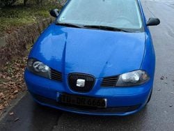 Blau Gebraucht 2004 Seat Ibiza Kleinwagen | 800 € (Guter Preis)