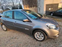 Grau Gebraucht 2010 Renault Clio III Kleinwagen | 4.950 € (Teuer)