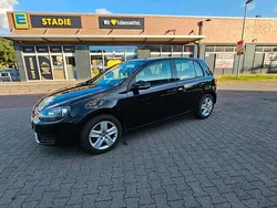 Schwarz Gebraucht 2010 VW Golf VI Limousine | 5.400 € (Fairer Preis)