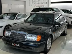 Schwarz Gebraucht 1992 Mercedes E500 Limousine | 96.995 €