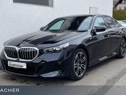 Carbonschwarz metallic Gebraucht 2024 BMW 520 M Sport Limousine | 51.349 € (Superpreis)