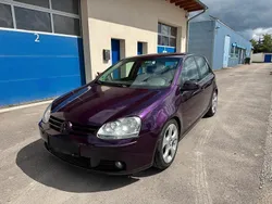 Violet Gebraucht 2004 VW Golf V Limousine | 2.290 € (Etwas zu teuer)