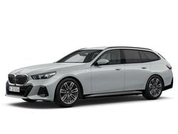 Grau Gebraucht 2024 BMW 520 M Sport Kombi | 52.930 € (Guter Preis)