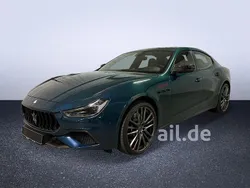 Blu di persia Gebraucht 2024 Maserati Ghibli Coupé | 170.899 €