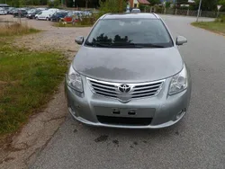 Silber Gebraucht 2009 Toyota Avensis Sol Kombi | 2.350 € (Guter Preis)