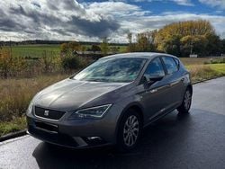Andere farben Gebraucht 2015 Seat Leon Style Plus Limousine | 7.299 € (Fairer Preis)